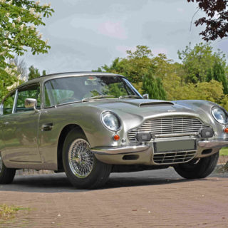 Large image of 1966 Aston Martin DB6